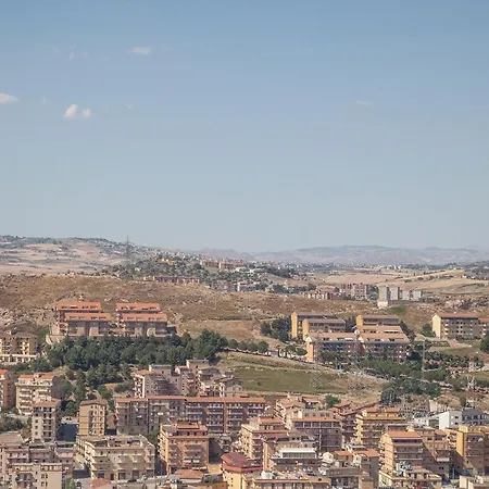 Delle Mura *